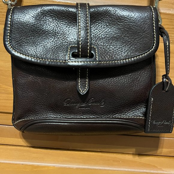 Dooney & Bourke - Picture 2 of 5